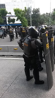 电影:防暴警察